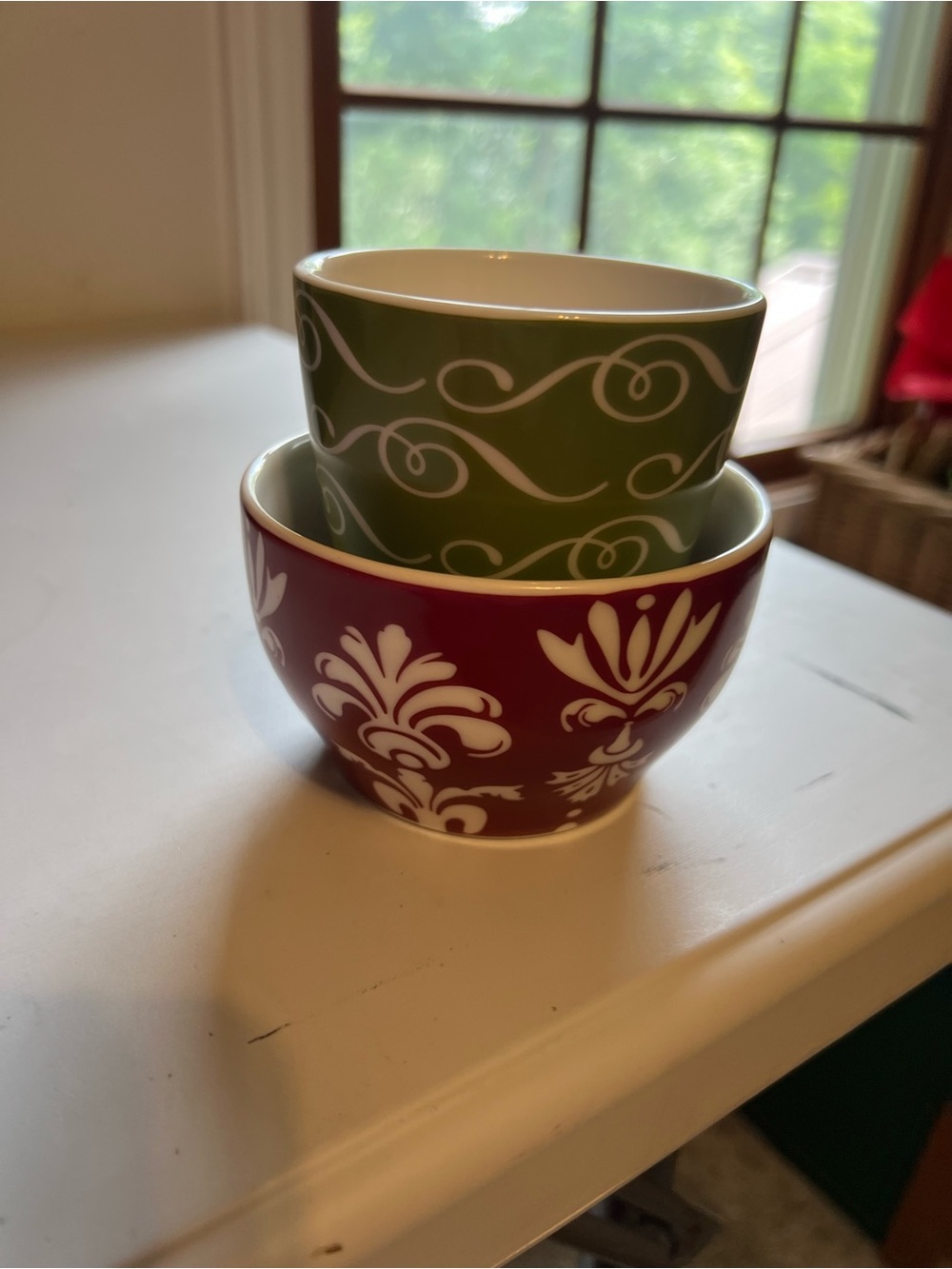 Starbucks Red & Green Patterned Ceramic Nesting Bowls/Cups